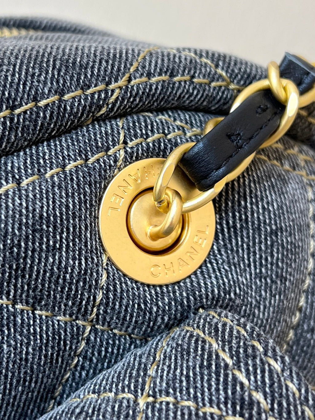 BOWLING BAG 33 IN SANTAS GRAY DENIM GOLD HARDWARE