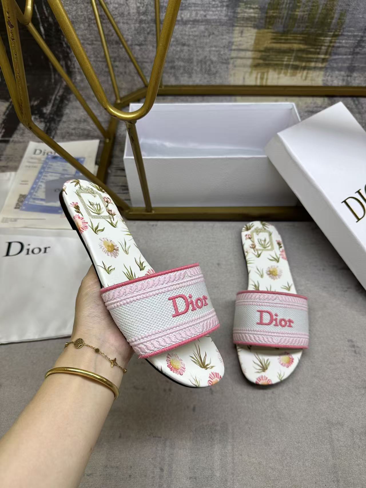 DIOR 26S DWAY SLIDE FLOWER EDITION IN PINK MIX WHITE FABRIC
