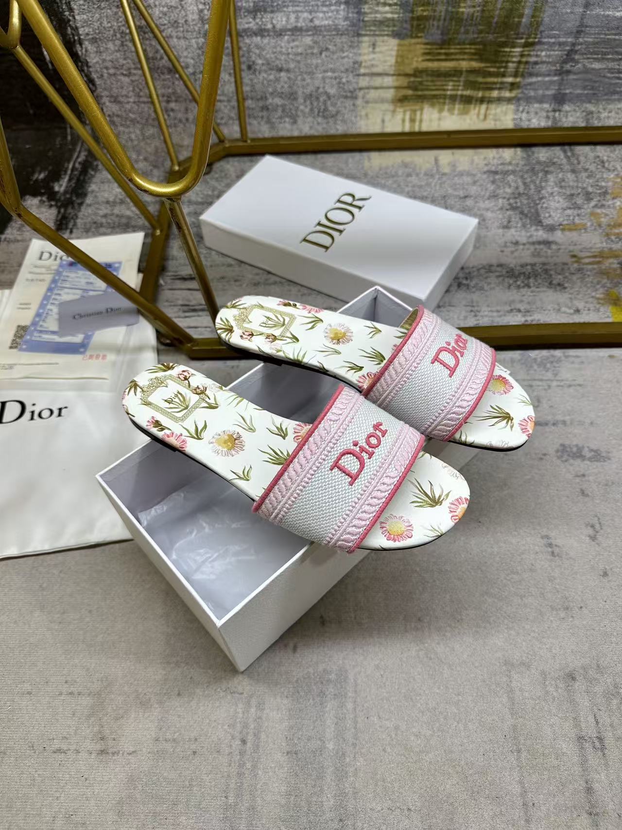 DIOR 26S DWAY SLIDE FLOWER EDITION IN PINK MIX WHITE FABRIC