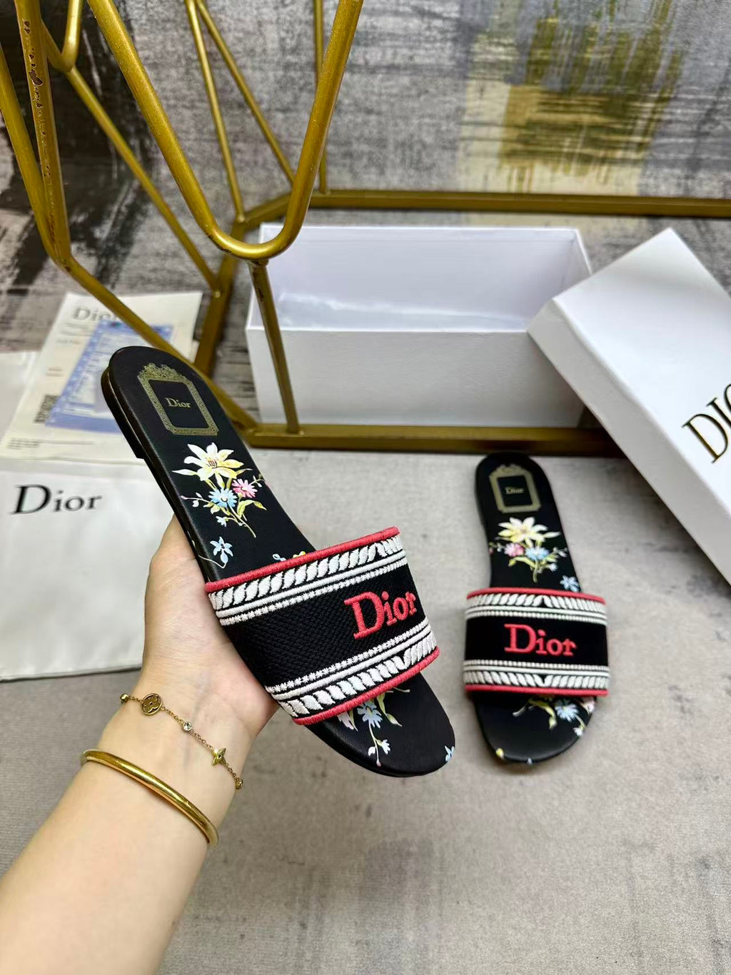 DIOR 26S DWAY SLIDE FLOWER EDITION IN BLACK FABRIC