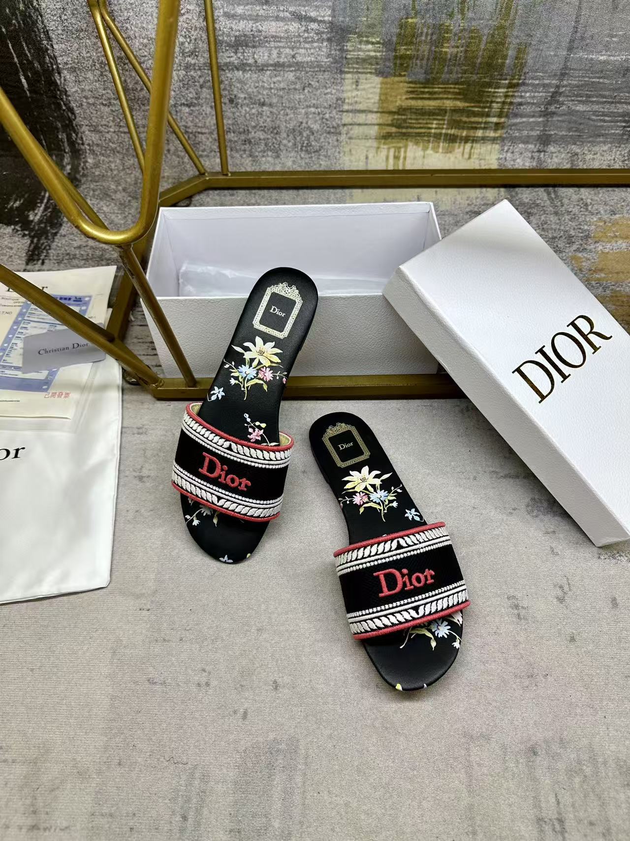 DIOR 26S DWAY SLIDE FLOWER EDITION IN BLACK FABRIC