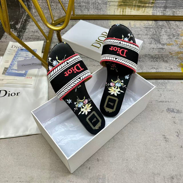 DIOR 26S DWAY SLIDE FLOWER EDITION IN BLACK FABRIC