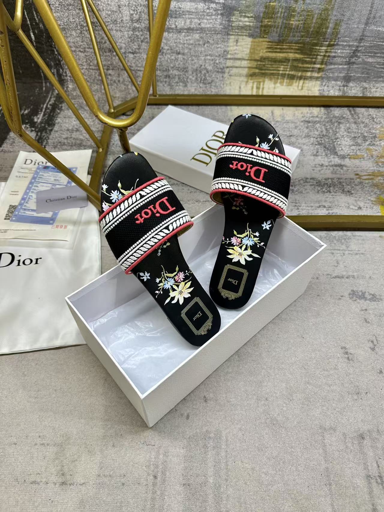 DIOR 26S DWAY SLIDE FLOWER EDITION IN BLACK FABRIC