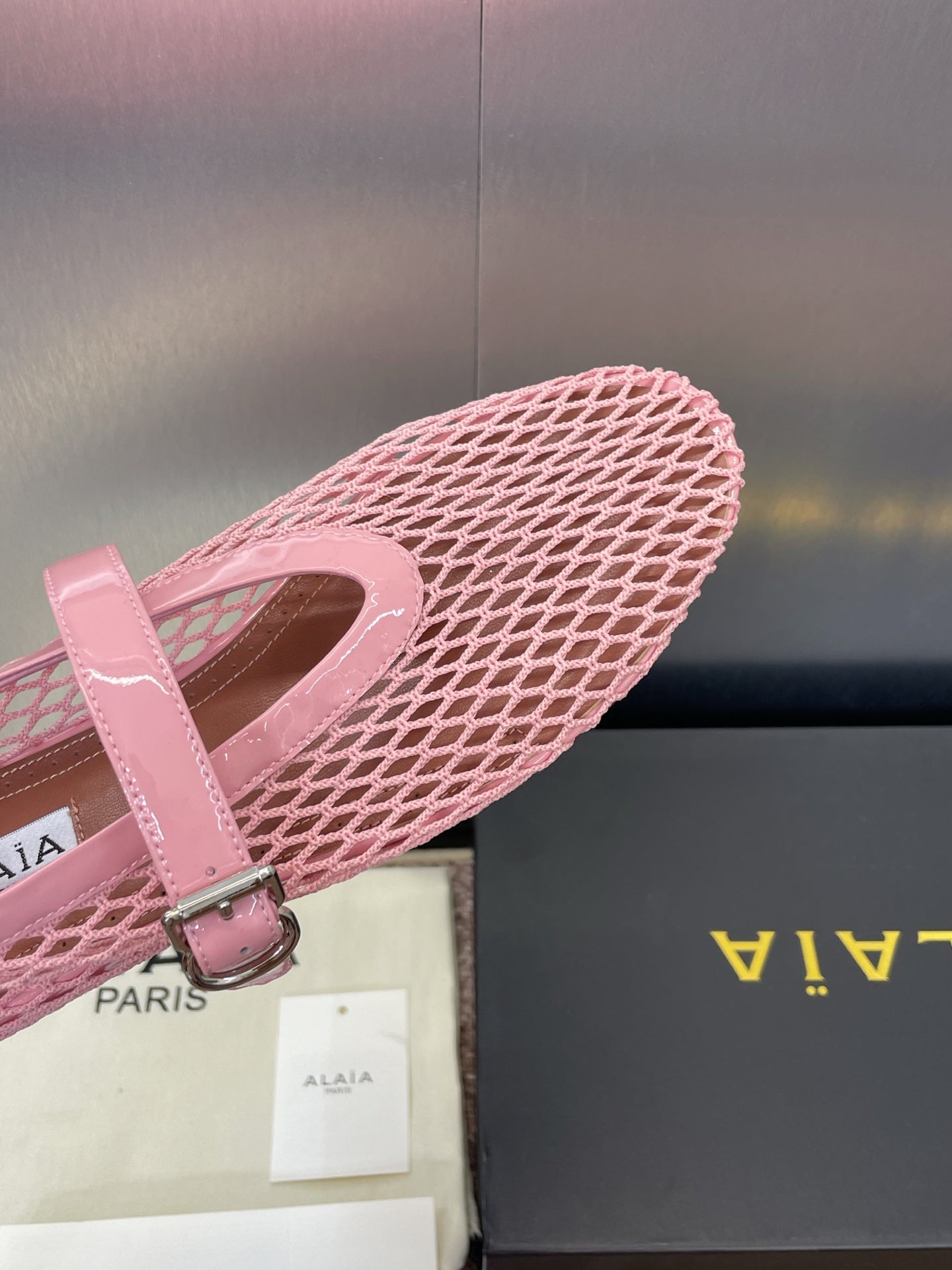 ALAIA MARY JANE FLAT 25S IN LIGHT PINK MESH CALFSKIN