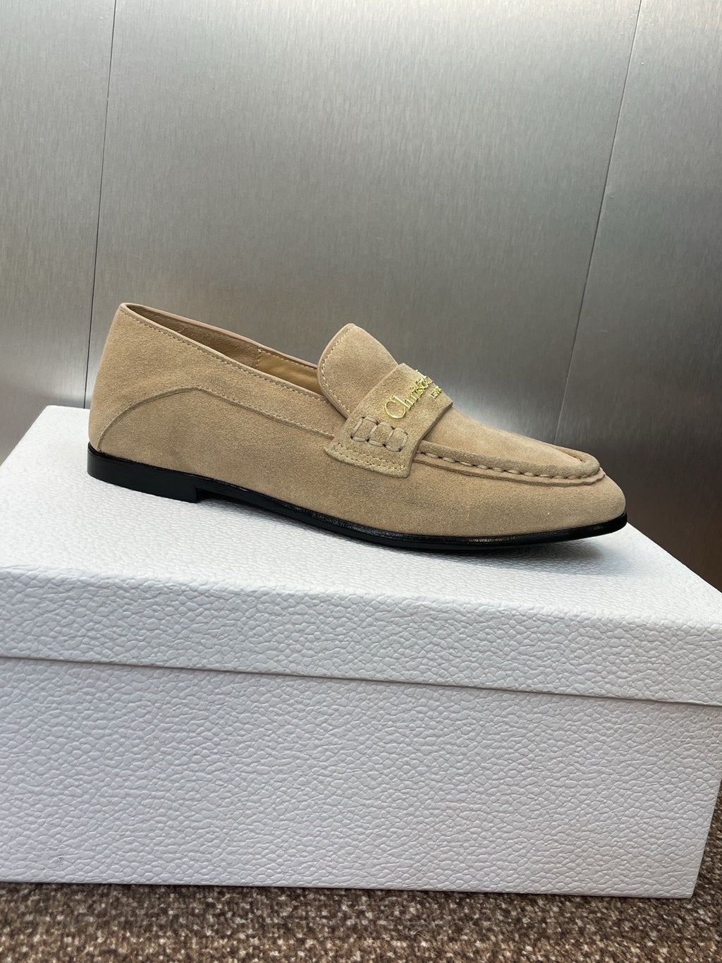 DIOR 25S LOAFER IN LIGHT BROWN SUEDE