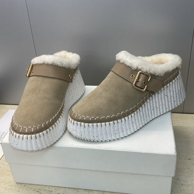 CHLOÉ 26S FUR-LINED WEDGE MULES IN DARK BEIGE SUEDE
