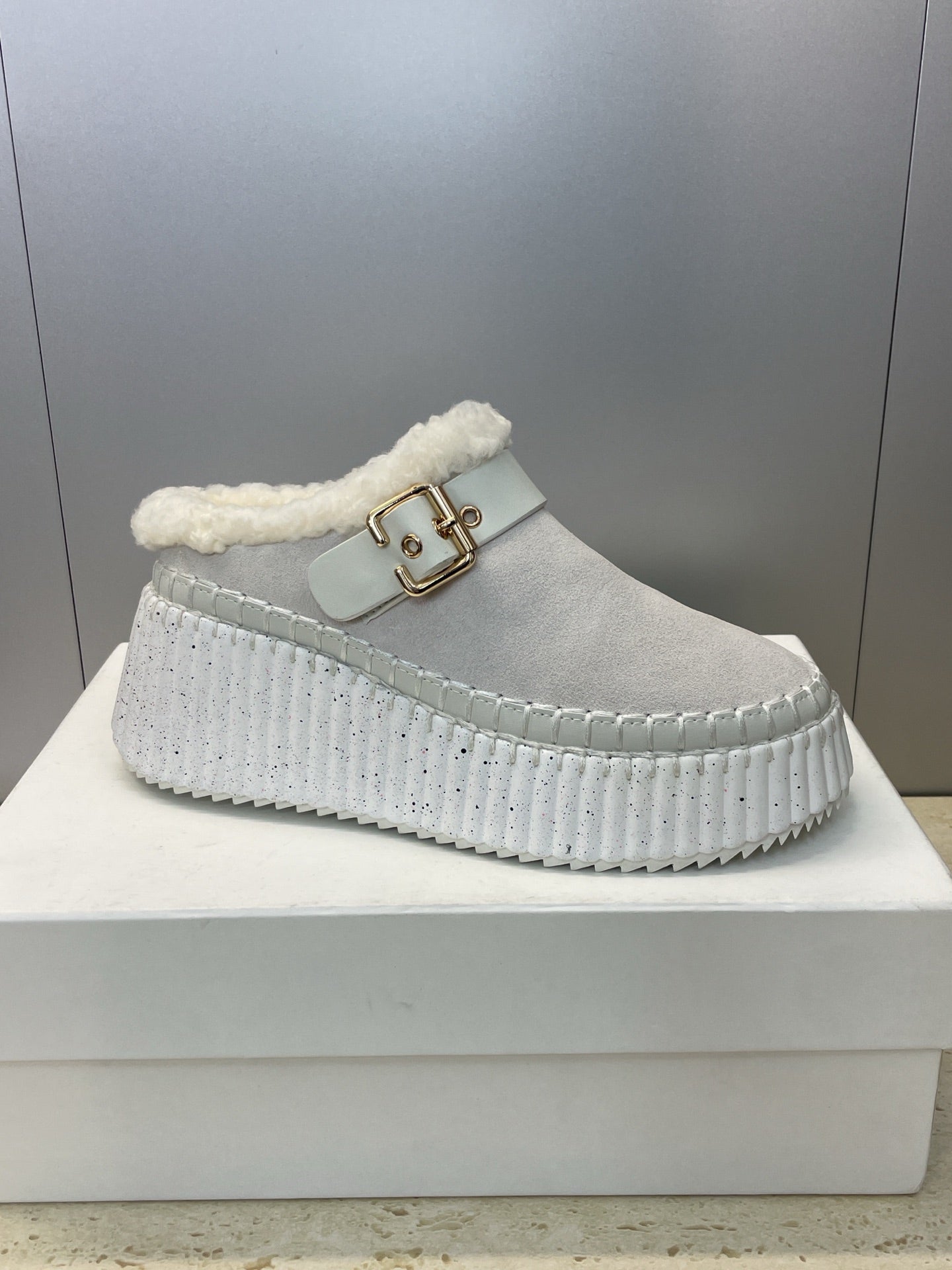 CHLOÉ 26S FUR-LINED WEDGE MULES IN LIGHT GREY SUEDE