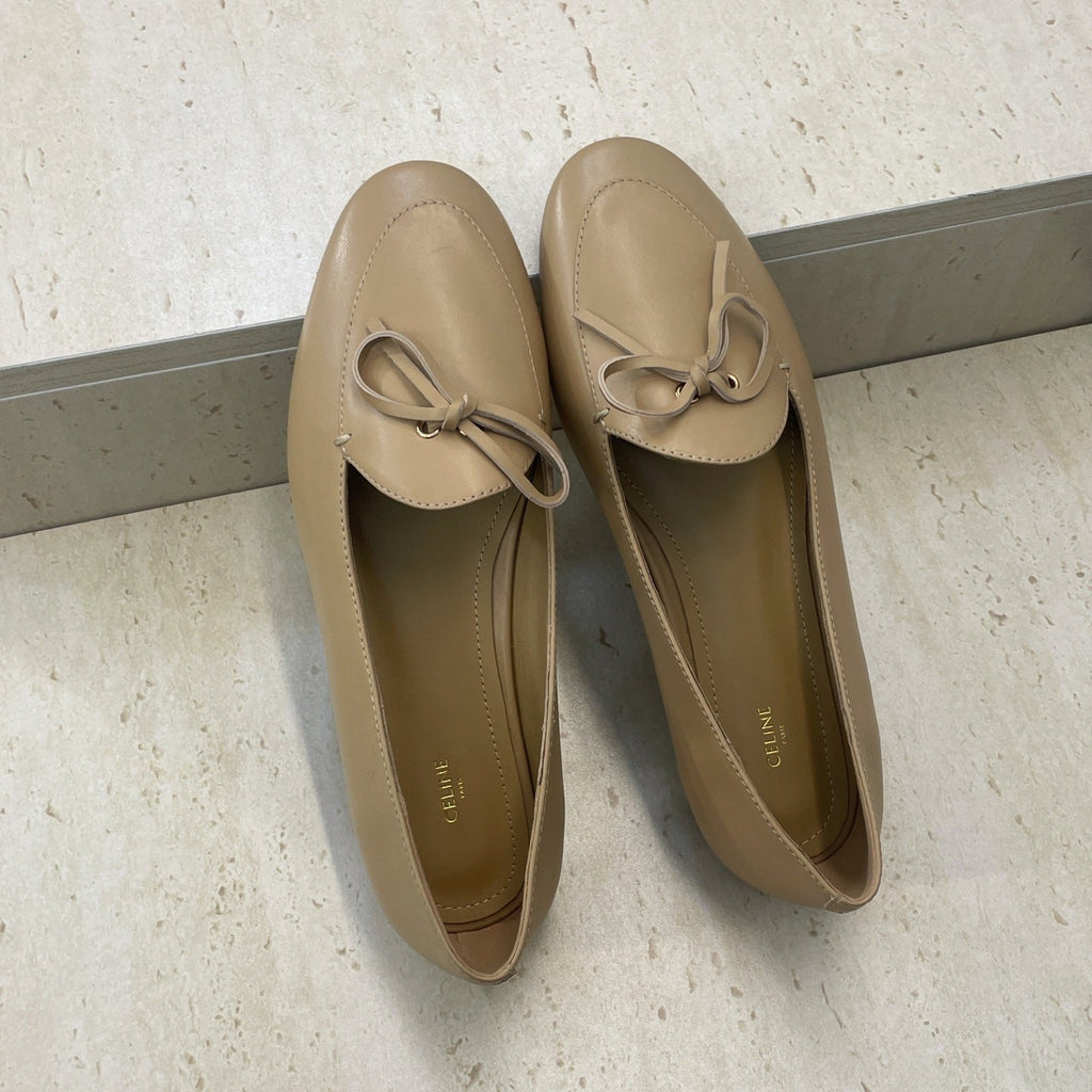 CELINE 26S BALLET FLATS IN DARK BEIGE LAMBSKIN WITH BOW
