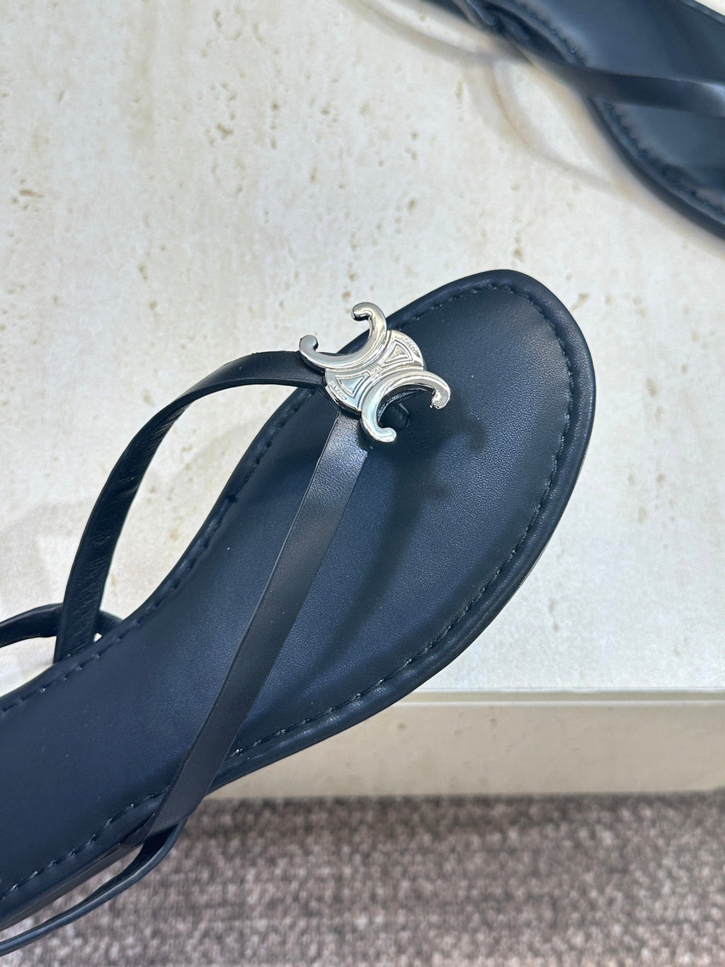 CELINE 26S THONG SANDALS IN BLACK CALFSKIN