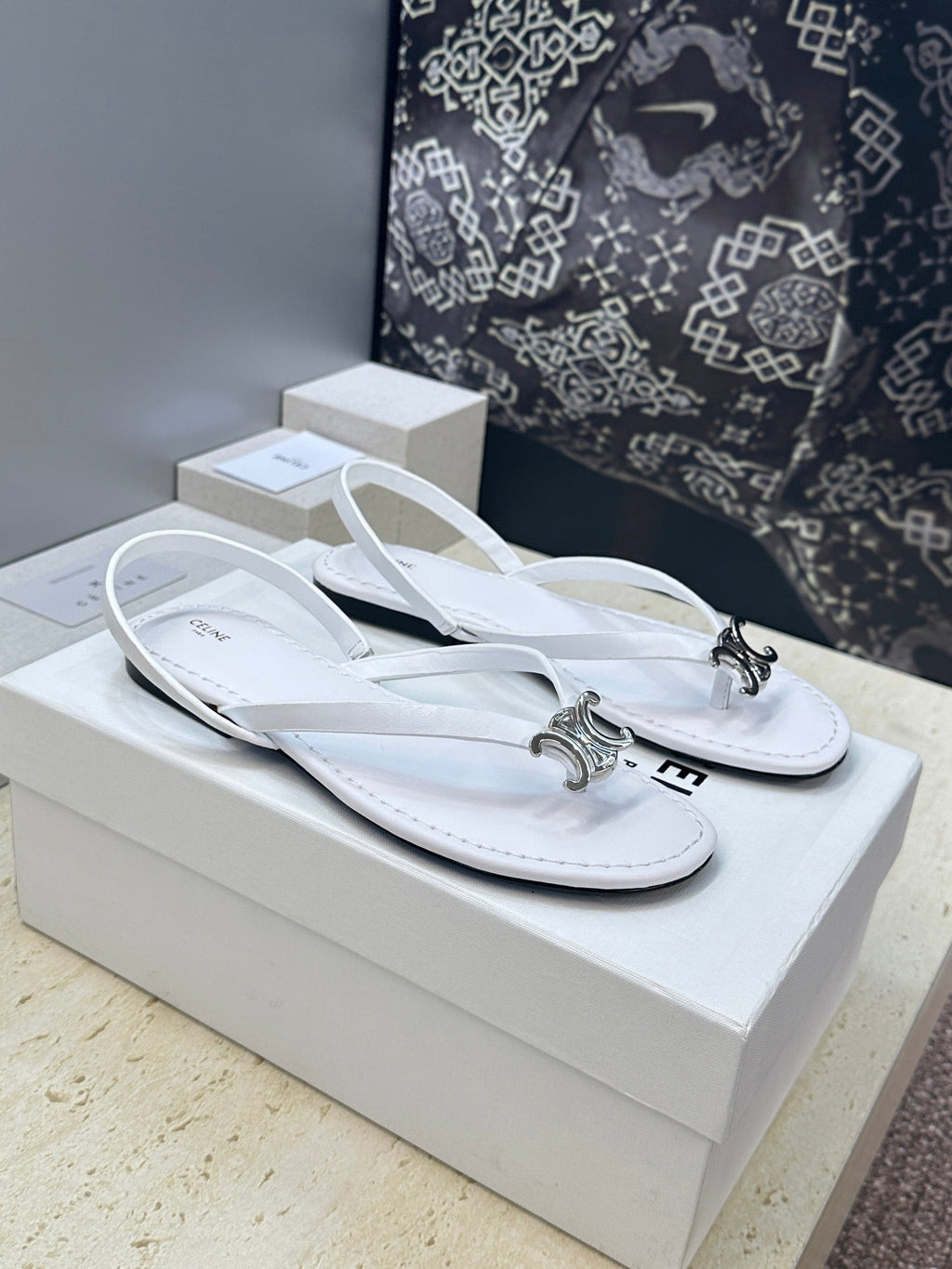 CELINE 26S THONG SANDALS IN WHITE CALFSKIN