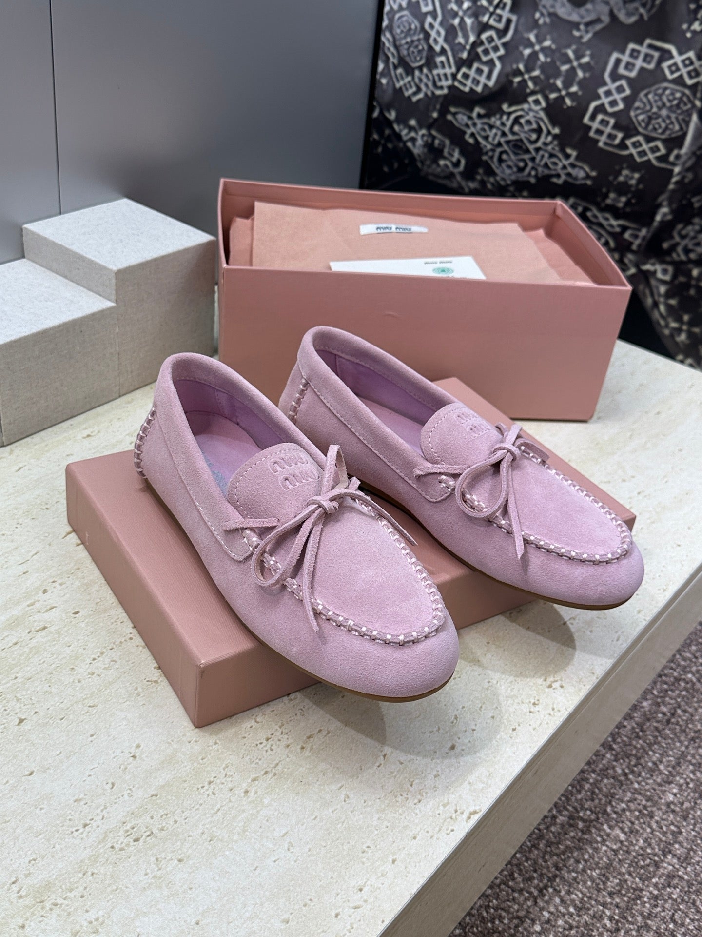MIUMIU 26S LOAFERS IN LIGHT PURPLE SUEDE WITH BOW