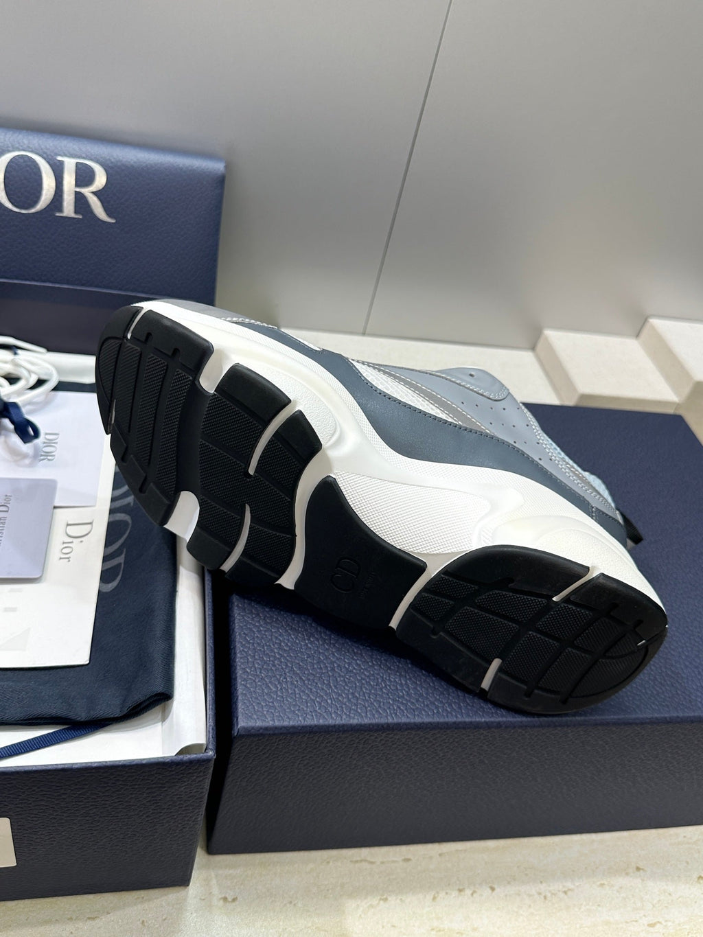 DIOR 26S SNEAKERS STYLE 016