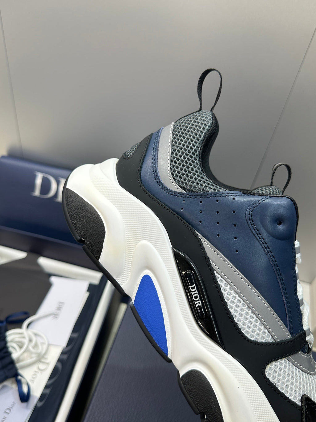 DIOR 26S SNEAKERS STYLE 012