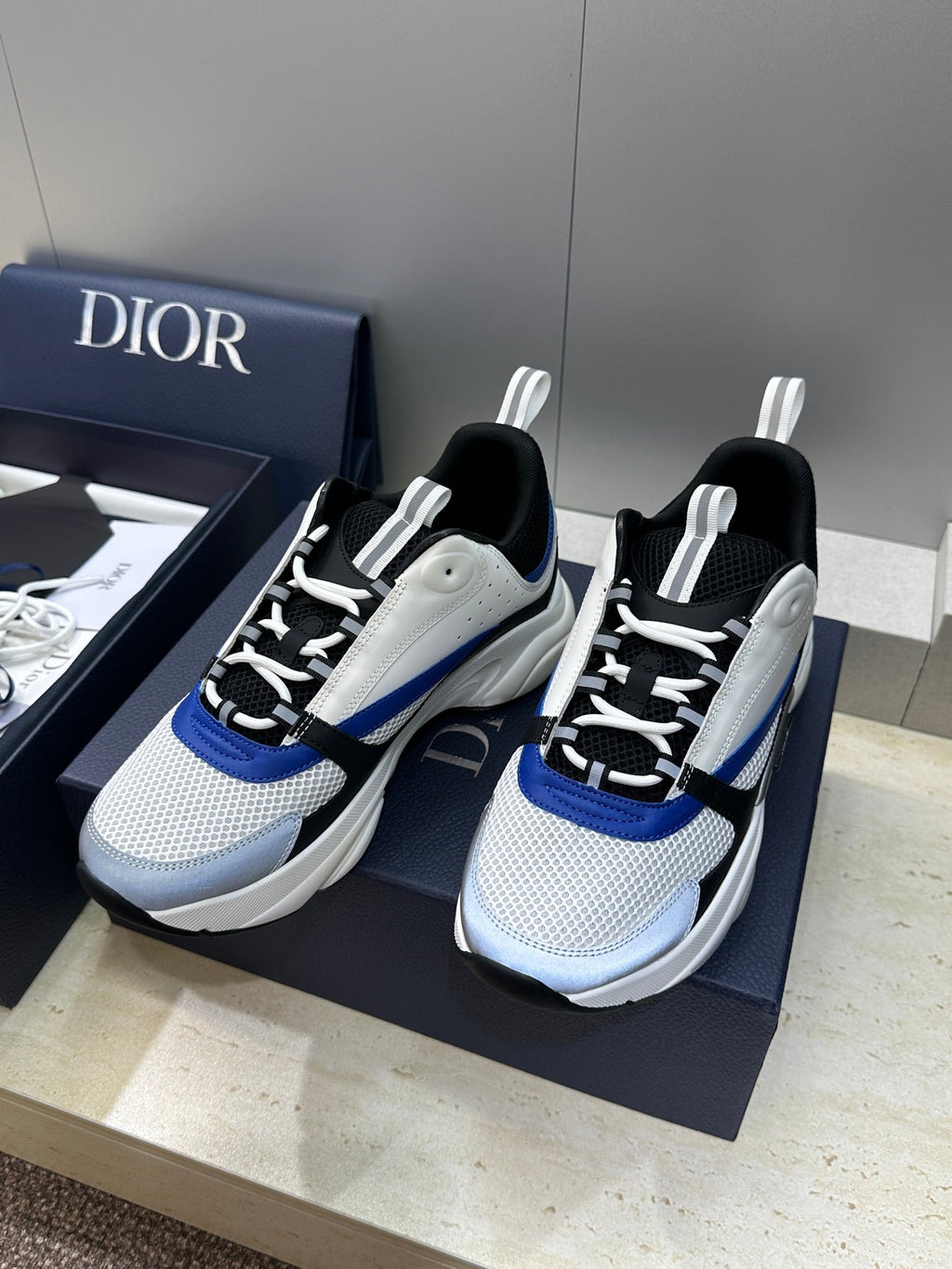DIOR 26S SNEAKERS STYLE 010