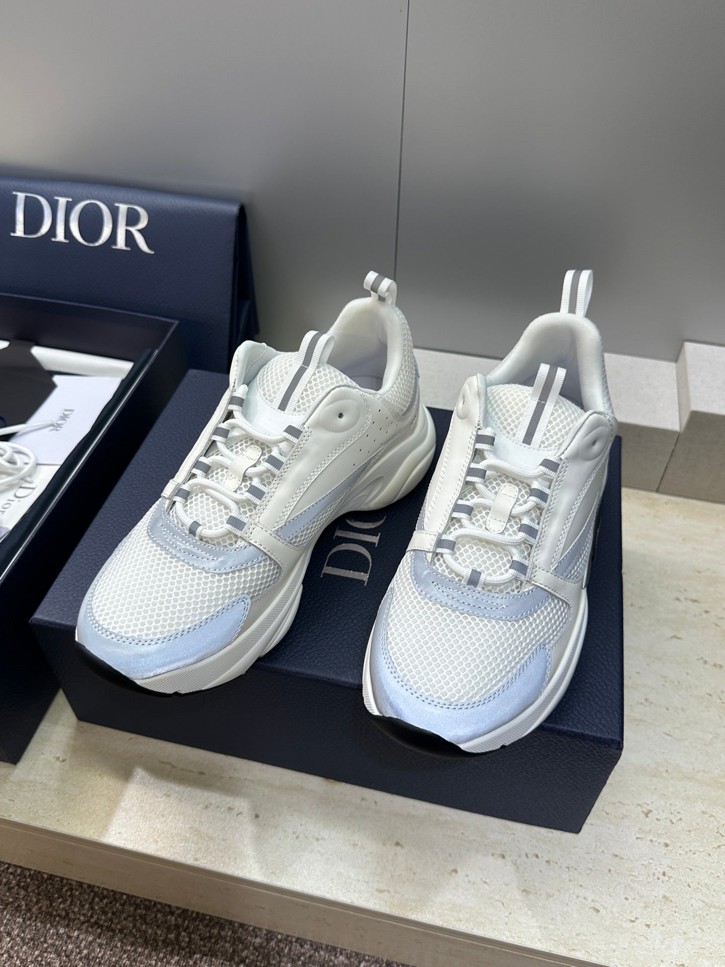 DIOR 26S SNEAKERS STYLE 008