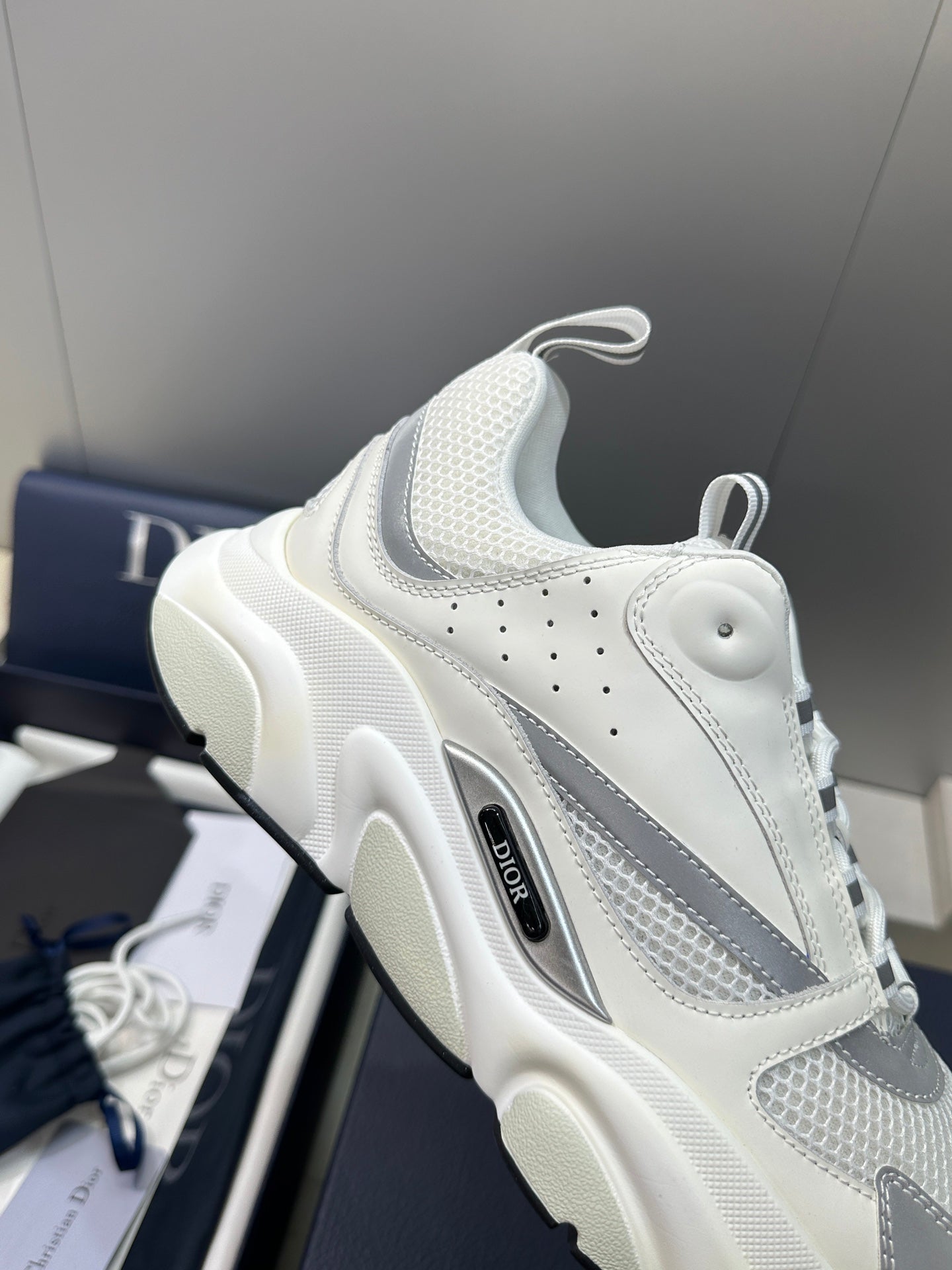 DIOR 26S SNEAKERS STYLE 008