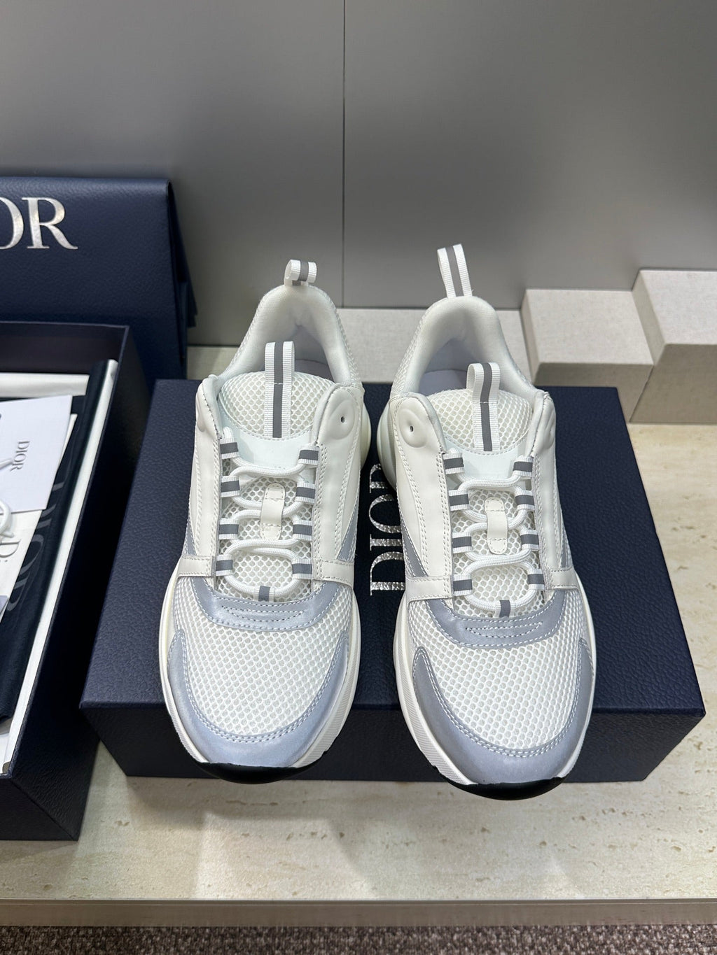 DIOR 26S SNEAKERS STYLE 008