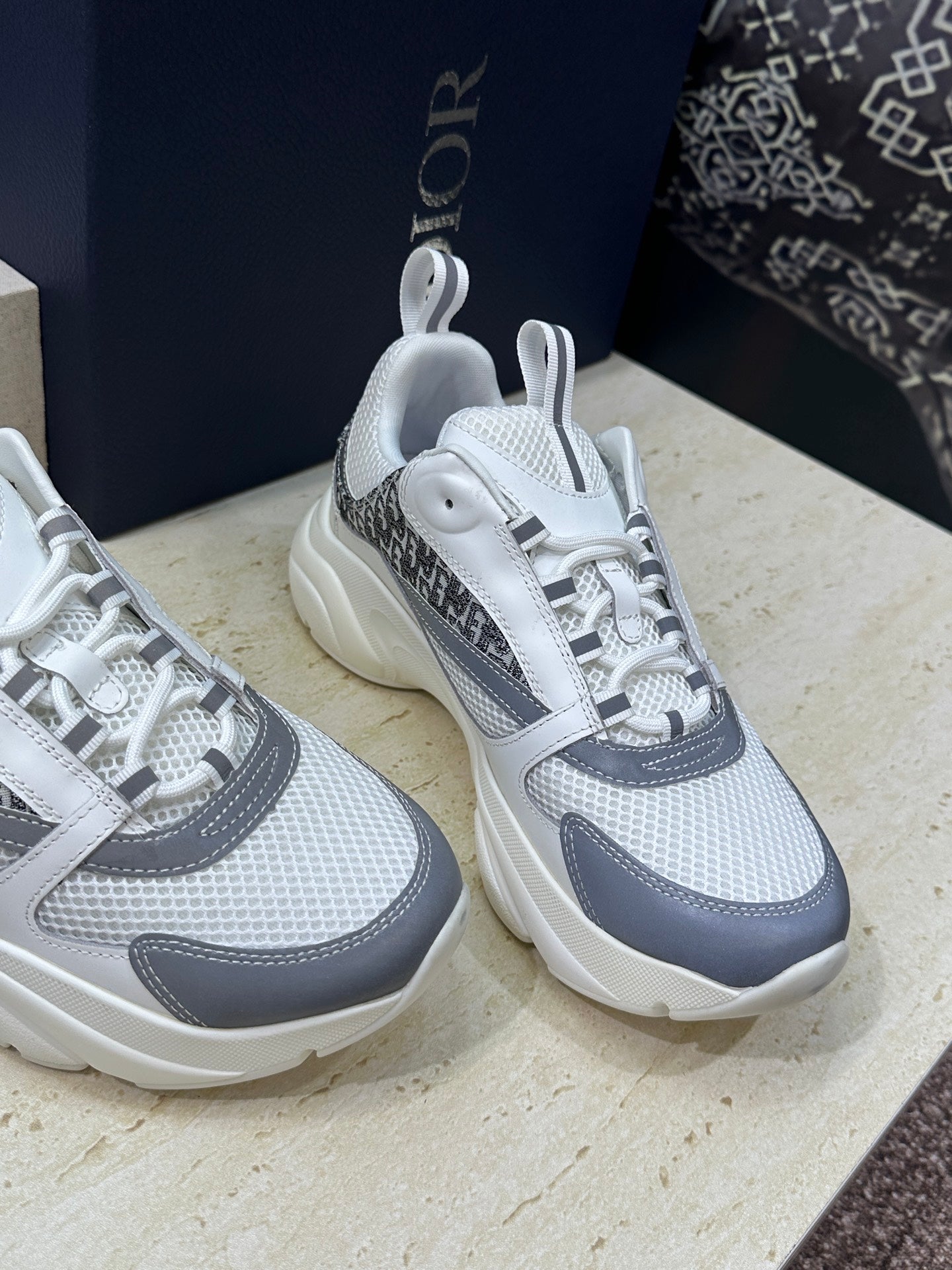 DIOR 26S SNEAKERS STYLE 004