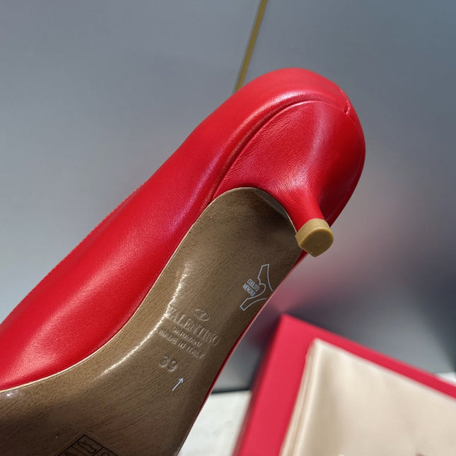 VALENTINO 26S HIGH HEELS 40 MM IN RED CALFSKIN WITH GOLD HARDWARE