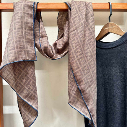 FF SHAWL 185 CM IN COFFEE BROWN SILK AND WOOL WITH BLUE BORDER 413672
