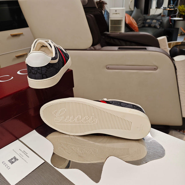 GUCCI 26S GG WEB SNEAKERS IN DARK GREY AND WHITE GG CANVAS