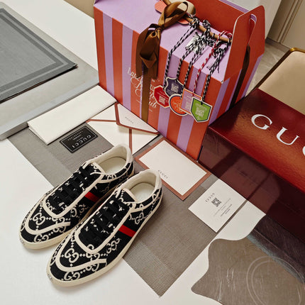GUCCI 26S GG WEB SNEAKERS IN BLACK AND WHITE GG CANVAS