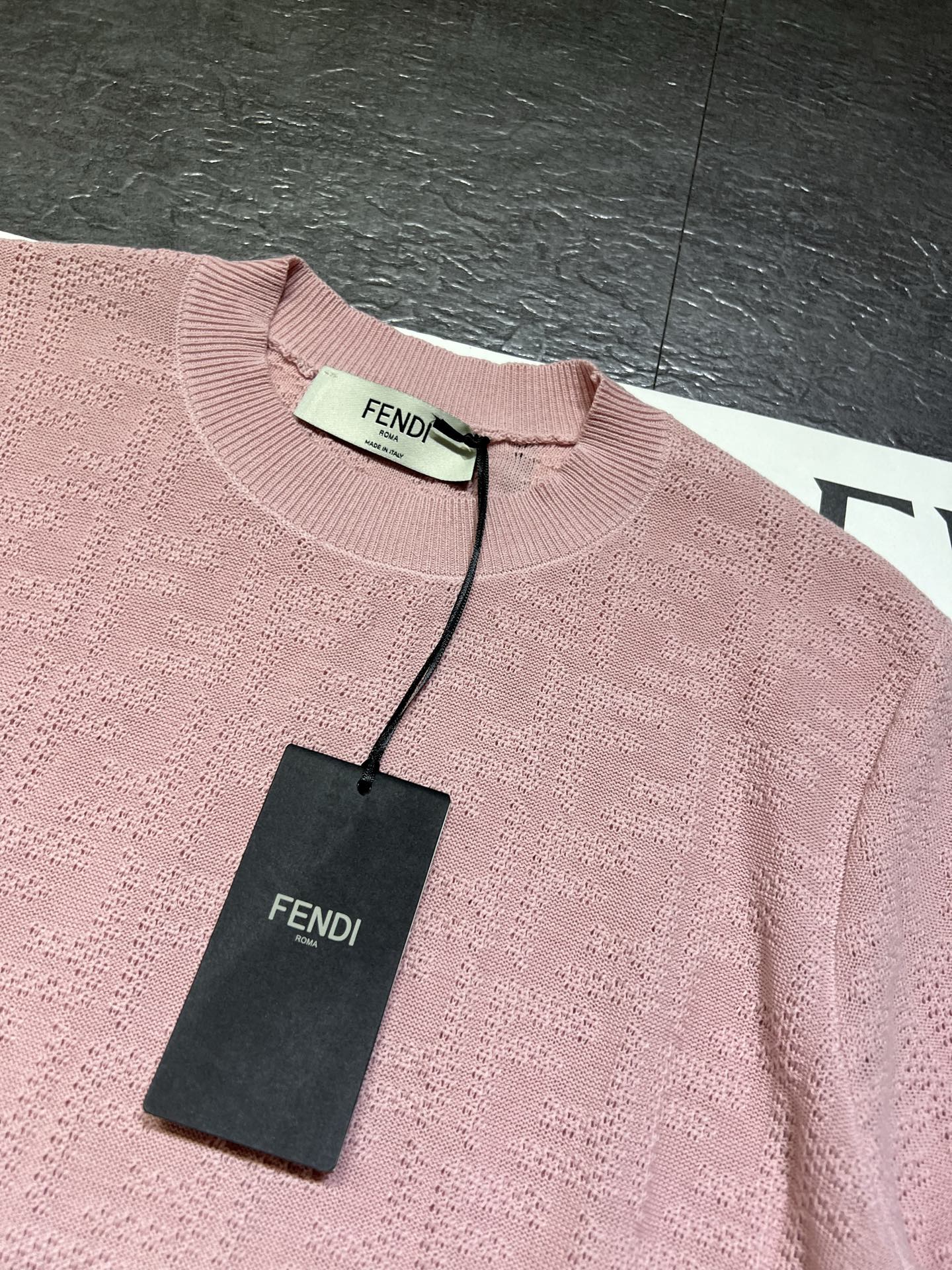 FENDI 26S SHORT SLEEVE KNIT T-SHIRT 222