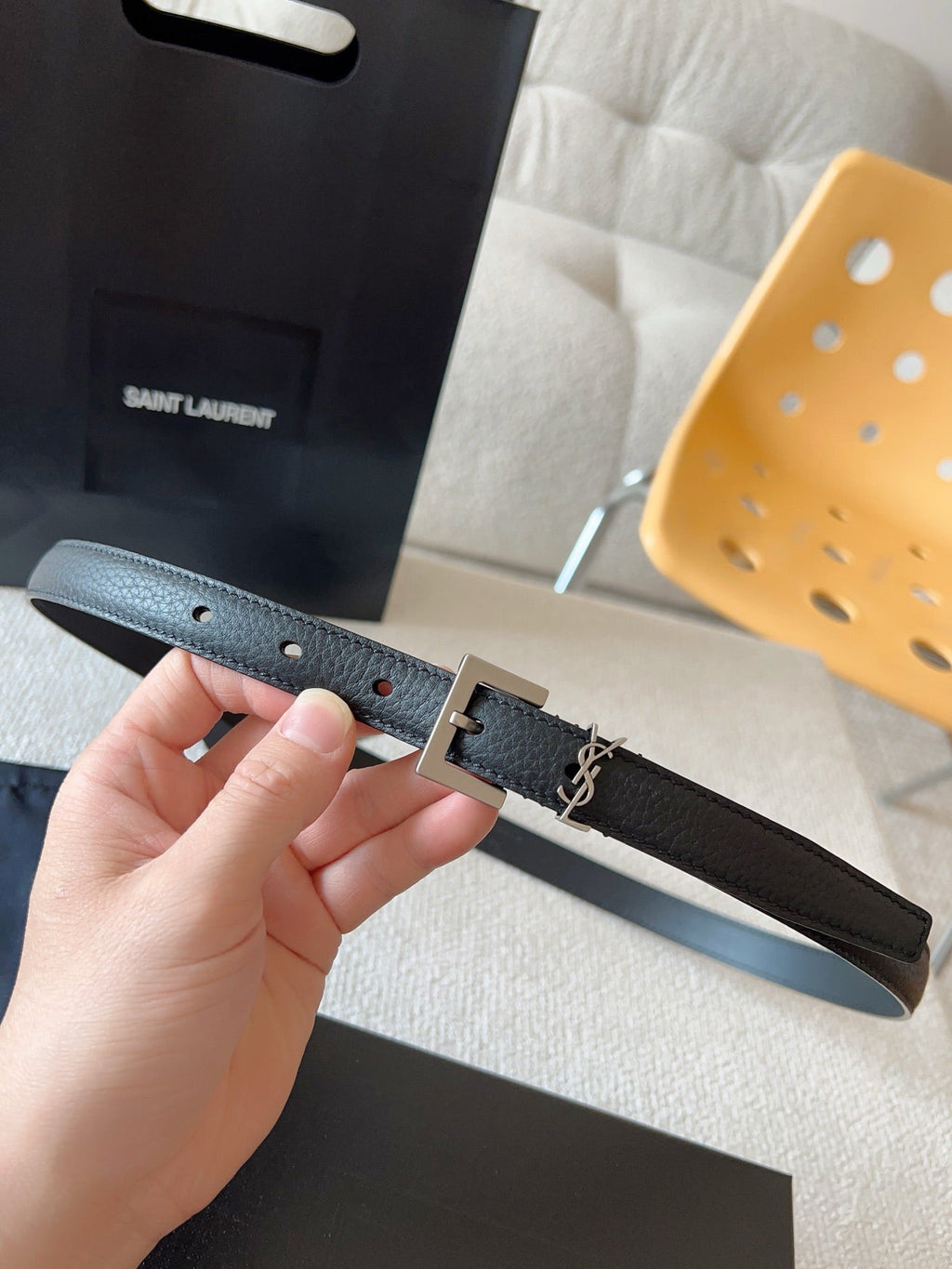 YSL 25S BELT 20 MM IN BLACK CALFSKIN 571012
