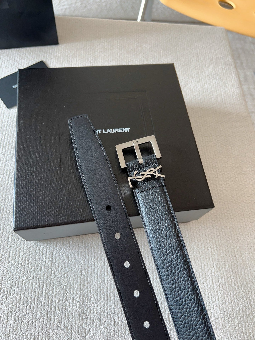 YSL 25S BELT 30 MM IN BLACK CALFSKIN 571014