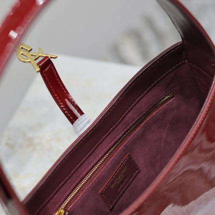 YSL SHOULDER BAG 25 IN RED CALFSKIN GOLD HARDWARE