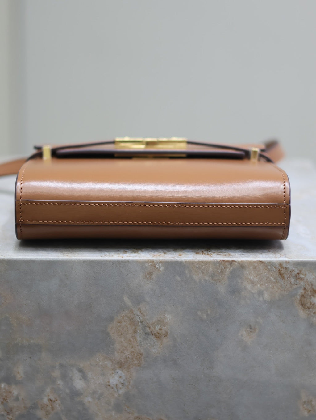 YSL 25S MINI MANHATTAN 19 IN BROWN CALFSKIN GOLD HARDWARE