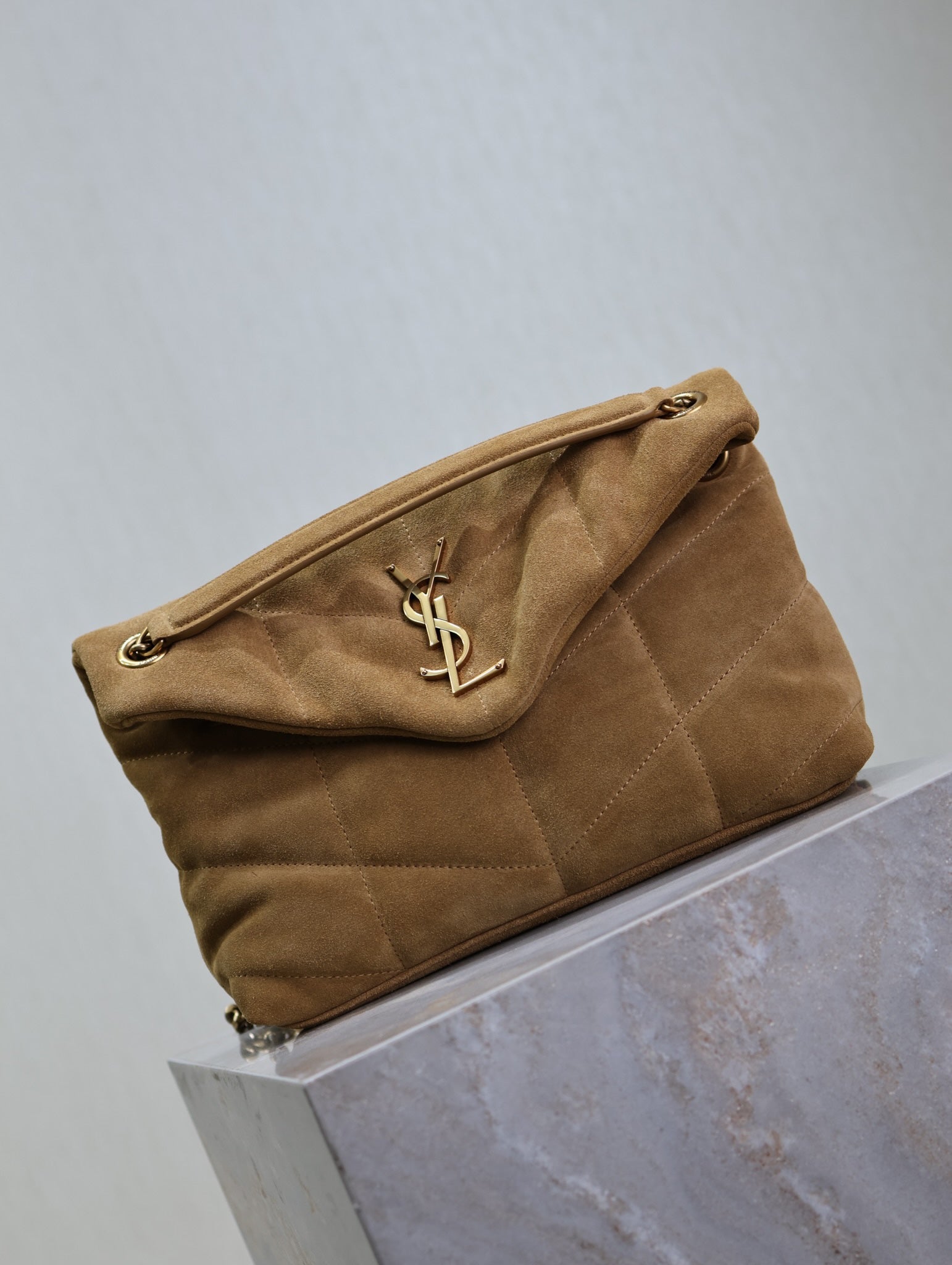 YSL 25S LOULOU PUFFER MM 29 IN TAN BROWN SUEDE GOLD HARDWARE