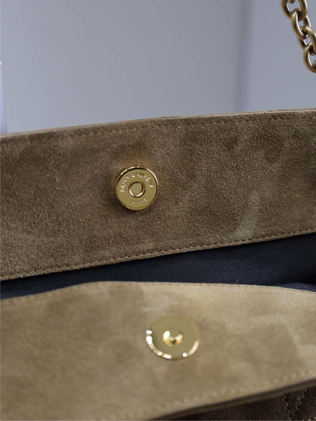 JAMIE MEDIUM POCHON 27 IN DULL BROWN SUEDE COPPER HARDWARE