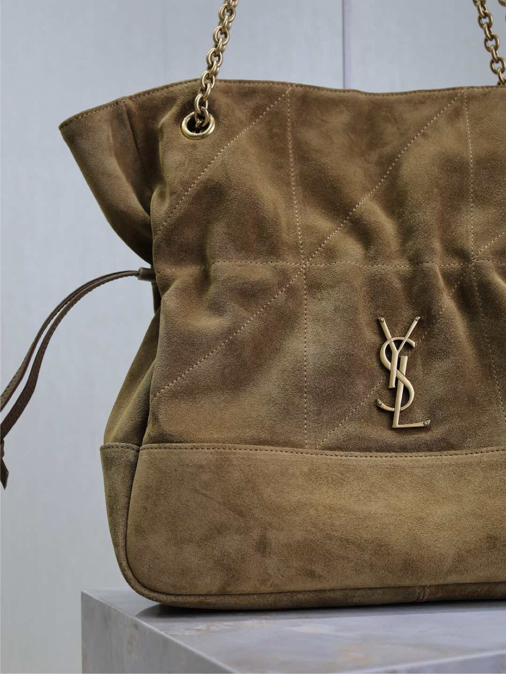 JAMIE MEDIUM POCHON 27 IN DULL BROWN SUEDE COPPER HARDWARE