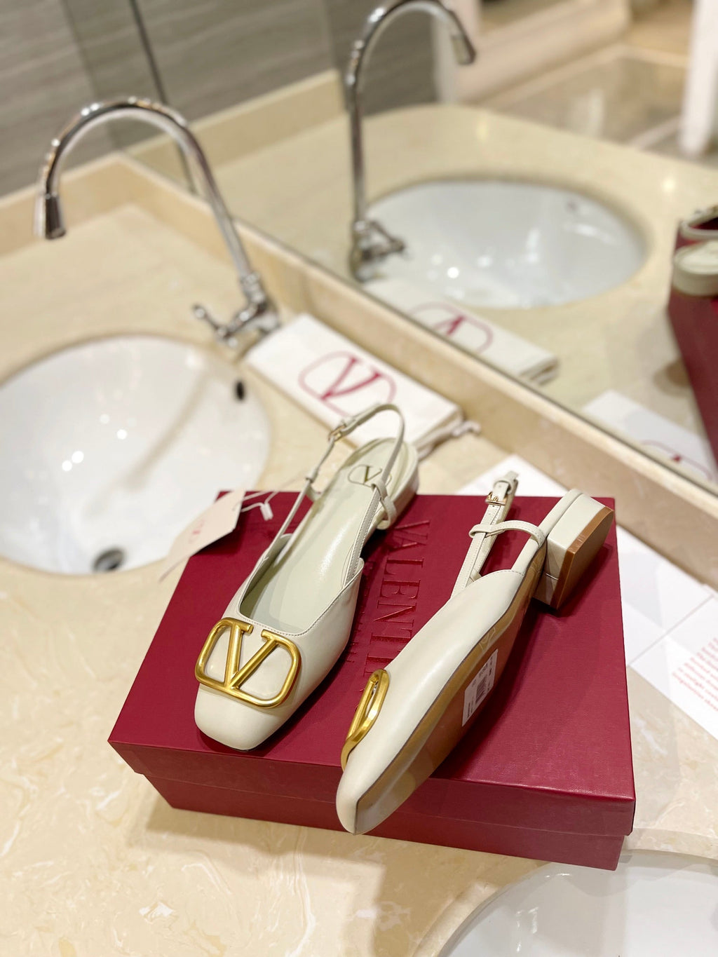 VALENTINO 26S SLINGBACK IN CREAM WHITE SMOOTH CALFSKIN