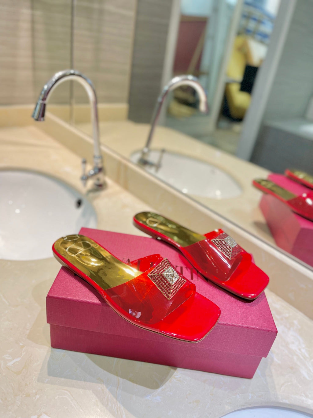 VALENTINO 26S FLAT SLIDES IN RED MIX GOLD LAMBSKIN WITH CRYSTAL