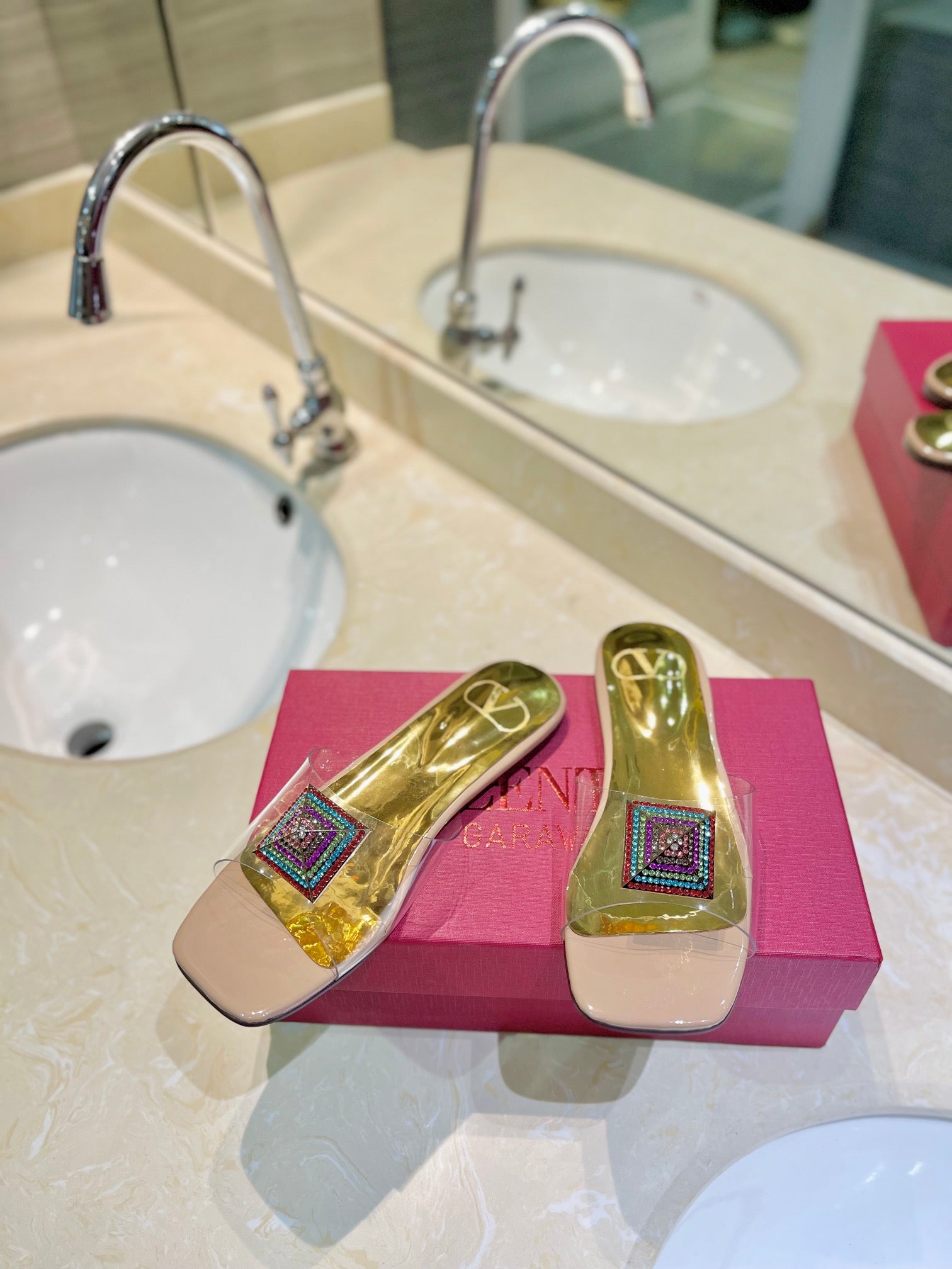 VALENTINO 26S FLAT SLIDES IN NUDE MIX GOLD LAMBSKIN WITH CRYSTAL