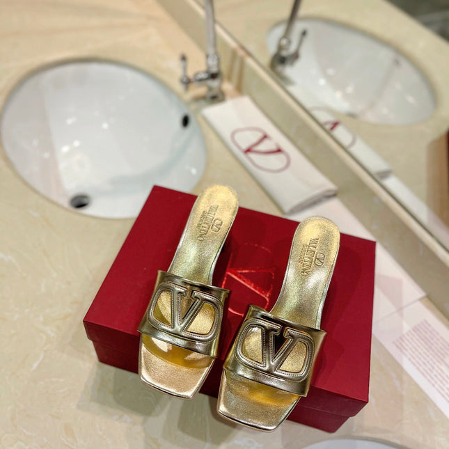 VALENTINO 26S BLOCK-HEEL SANDALS 65 MM IN GOLD CALFSKIN WITH LOGO