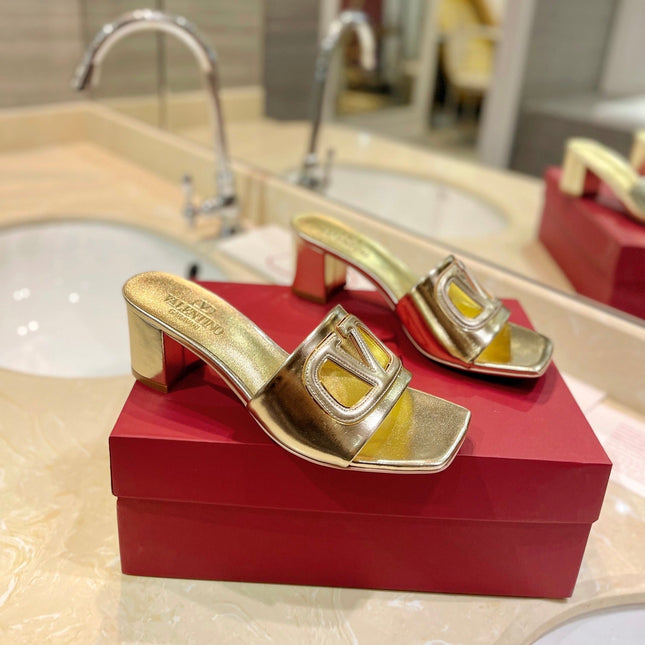 VALENTINO 26S BLOCK-HEEL SANDALS 65 MM IN GOLD CALFSKIN WITH LOGO