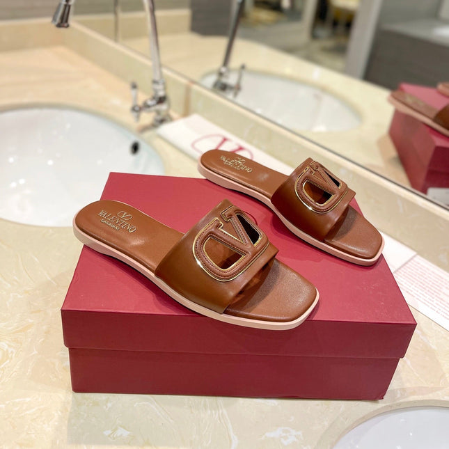 VALENTINO 26S SLIDES IN BROWN CALFSKIN WITH LOGO