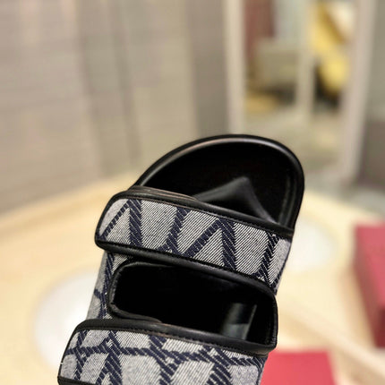 VALENTINO 26S VELCRO SANDALS IN BEIGE AND BLACK JACQUARD FABRIC