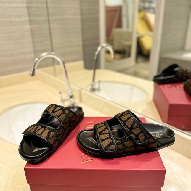 VALENTINO 26S VELCRO SANDALS IN BROWN AND BLACK JACQUARD FABRIC