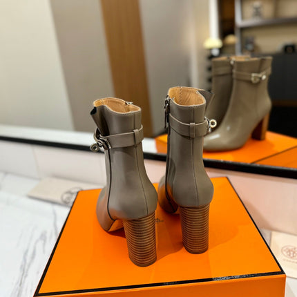 HM 26S ANKLE BOOTS 85 MM IN GREYISH BEIGE CALFSKIN
