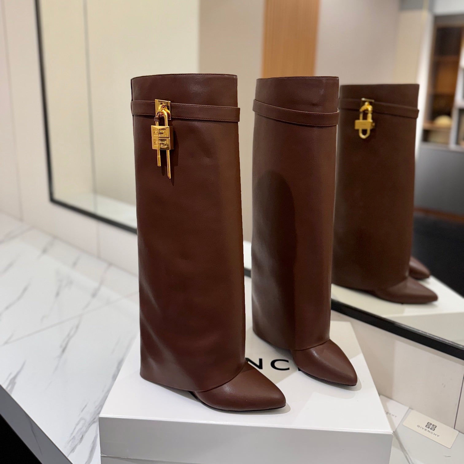 SHARK LOCK HIGH BOOTS IN BROWN CALFSKIN