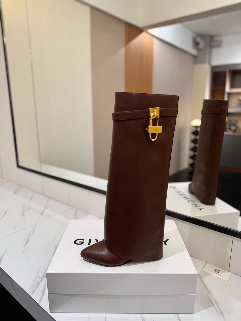 SHARK LOCK HIGH BOOTS IN BROWN CALFSKIN