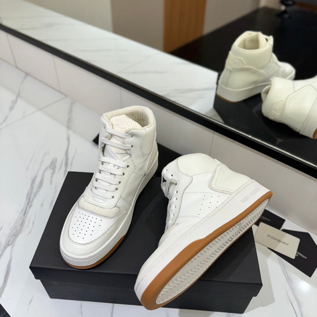 MID-TOP SNEAKERS IN WHITE PERFORATED LAMBSKIN