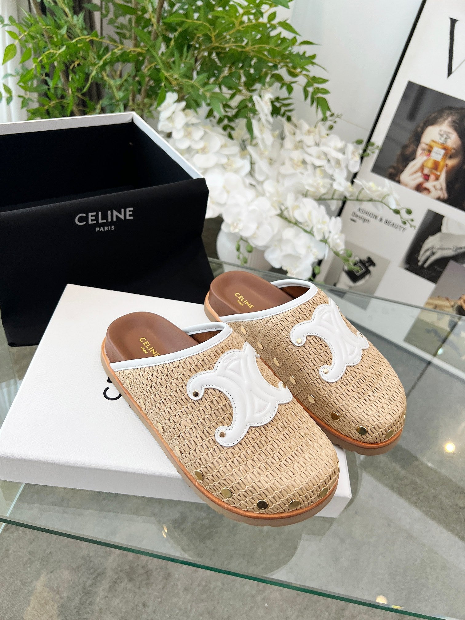CELINE 26S TRIOMPHE MULES IN BEIGE RAFFIA AND WHITE CALFSKIN