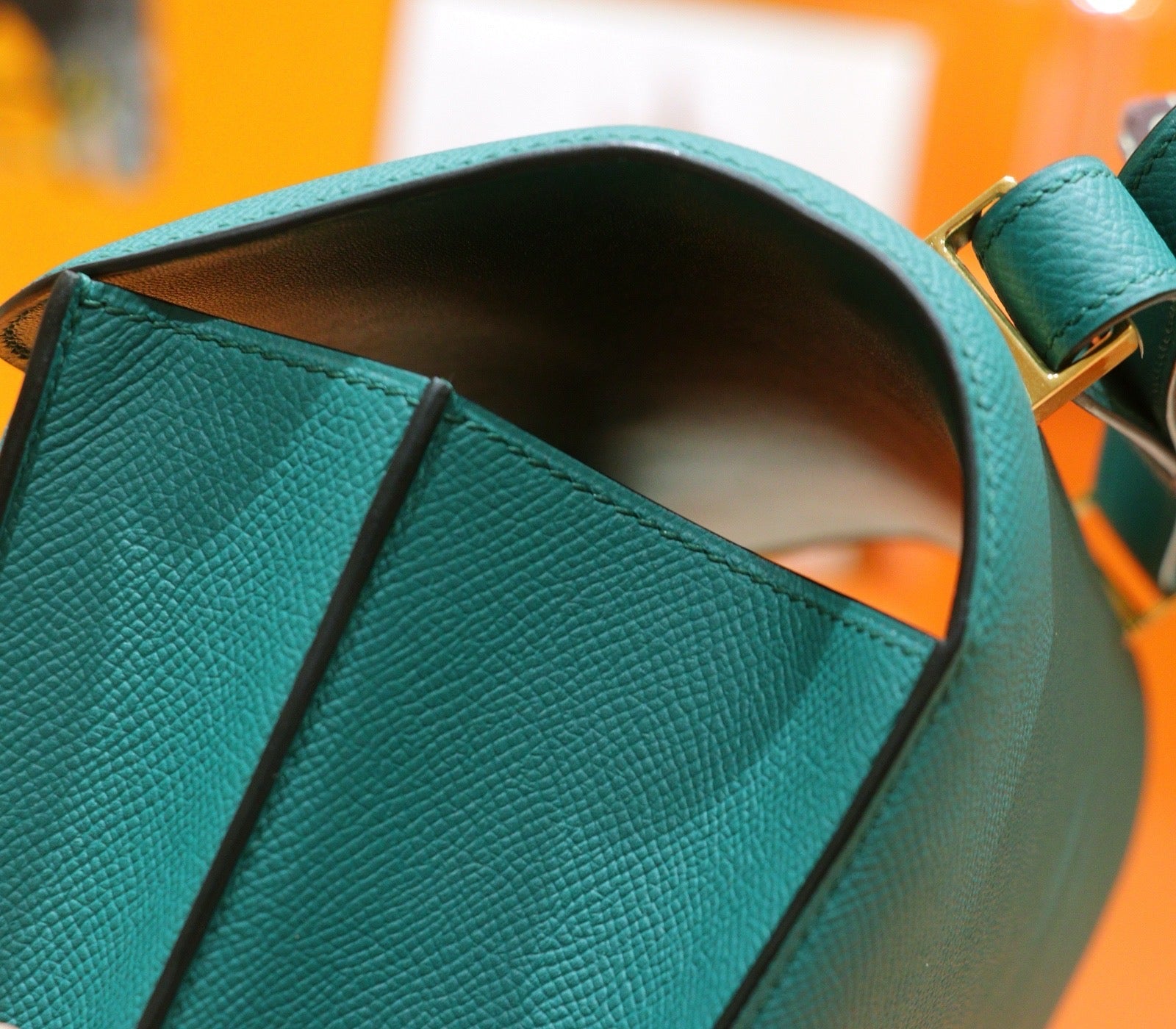 HM 25S CONSTANCE EVERCOLOR BAG 24 CM IN DARK GREEN EPSOM WITH GOLD HARDWARE