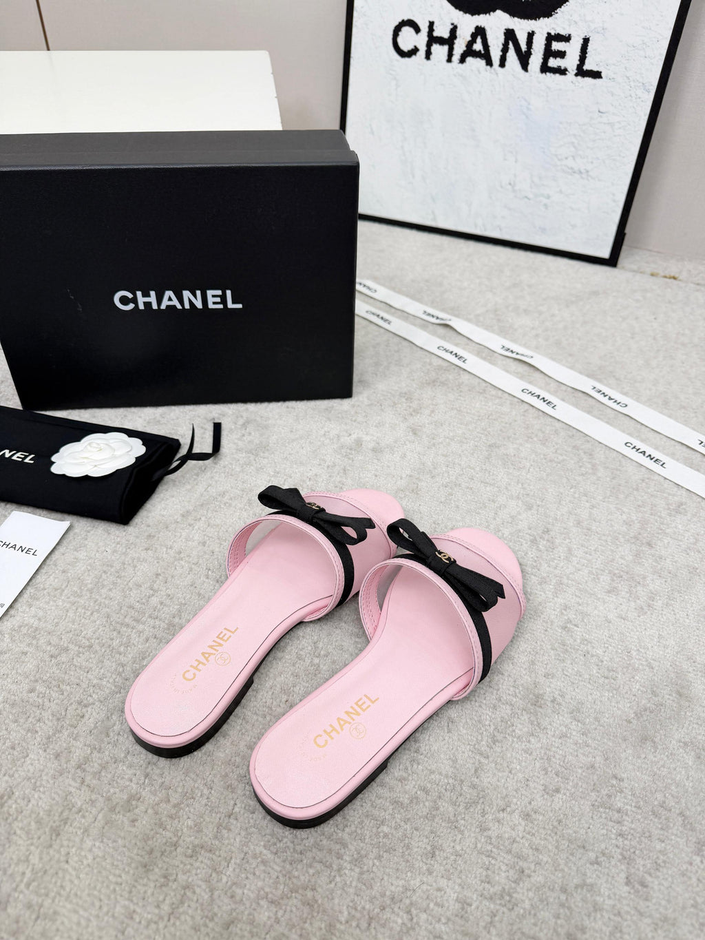 CHANEL 26S SLIDE SANDALS IN PINK MESH AND CALFSKIN WITH BLACK RIBBON