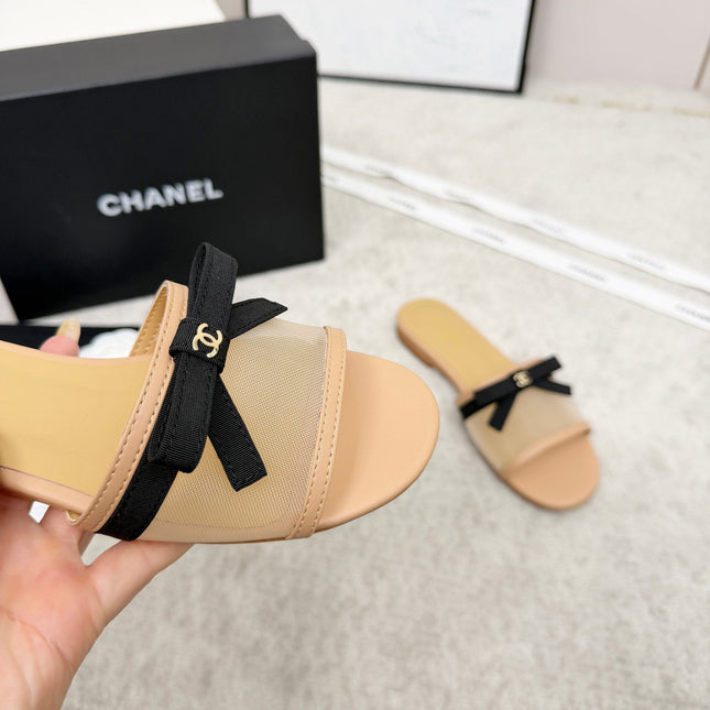 CHANEL 26S SLIDE SANDALS IN BEIGE MESH AND CALFSKIN WITH BLACK RIBBON